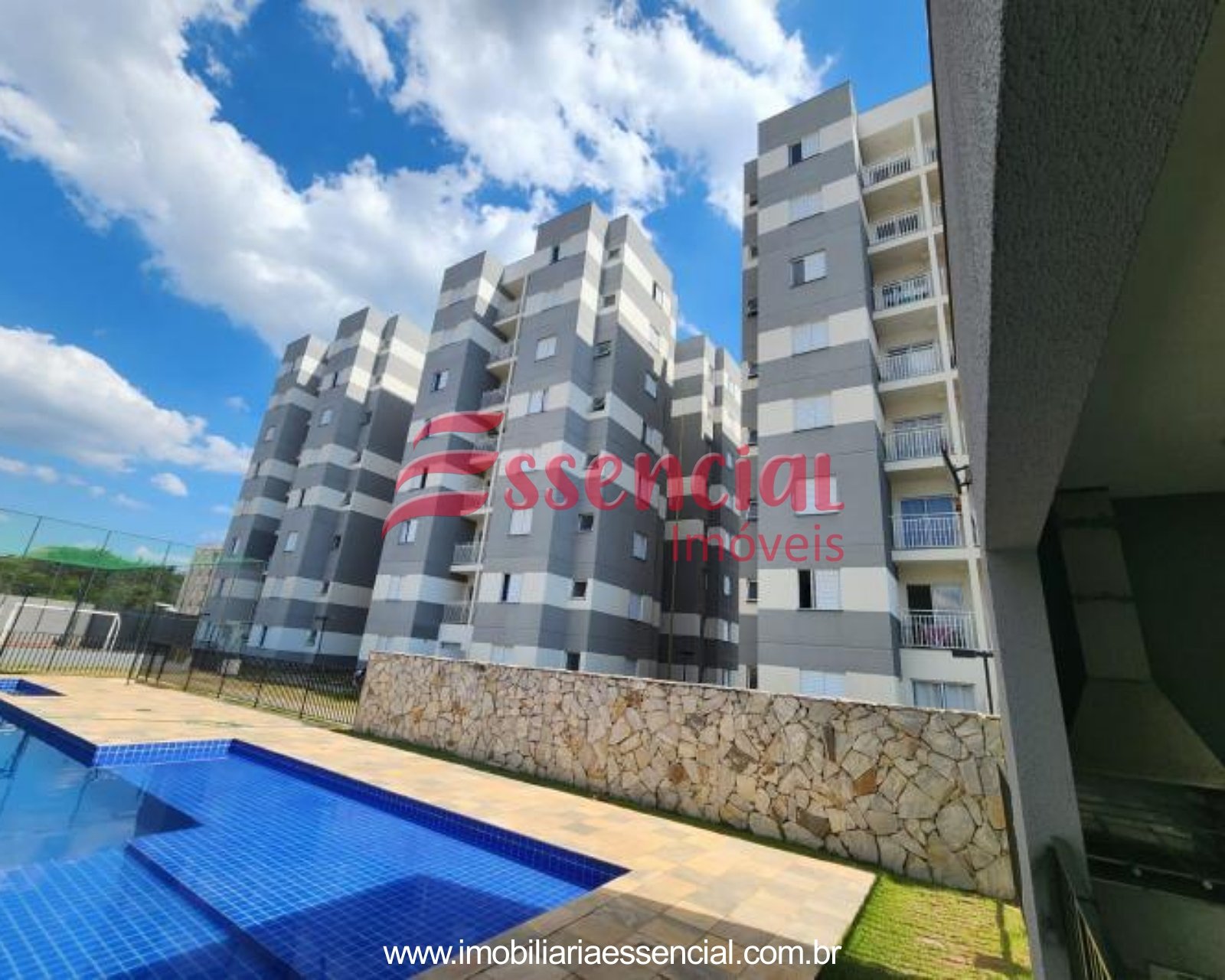 Apartamento . 2 dormitórios . 1 banheiro . Torres de Monte Carlo . Itupeva . SP01